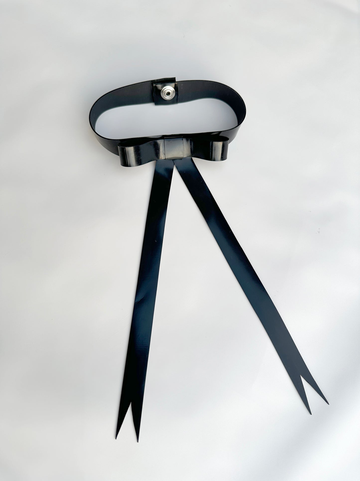 Bow Choker