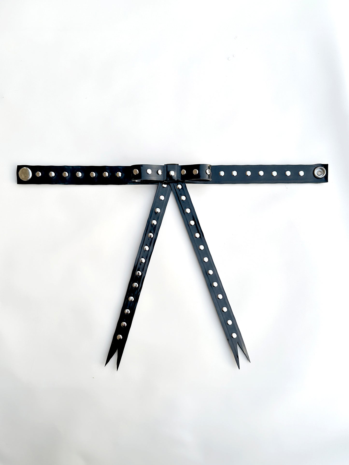 Stud Bow Choker